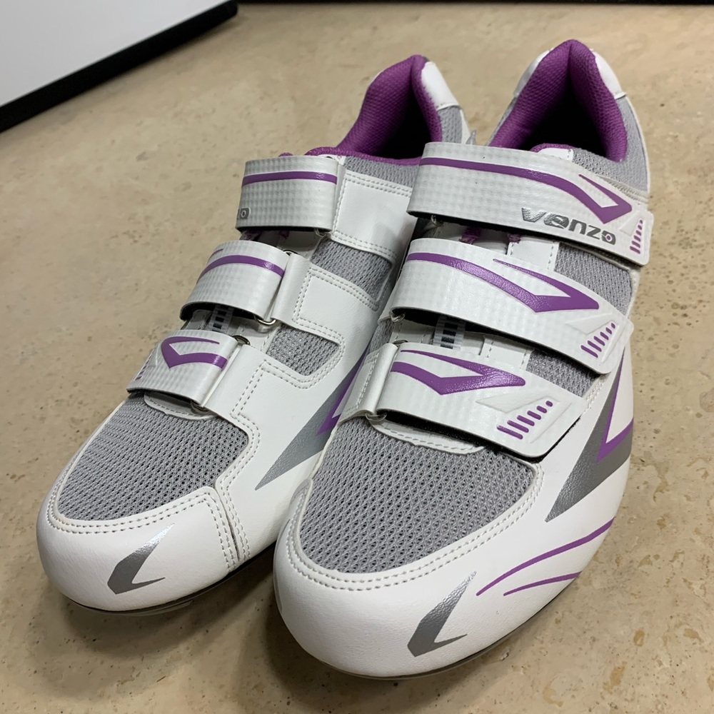 New men’s venzo cycling or spinning shoes 🚵‍♀️